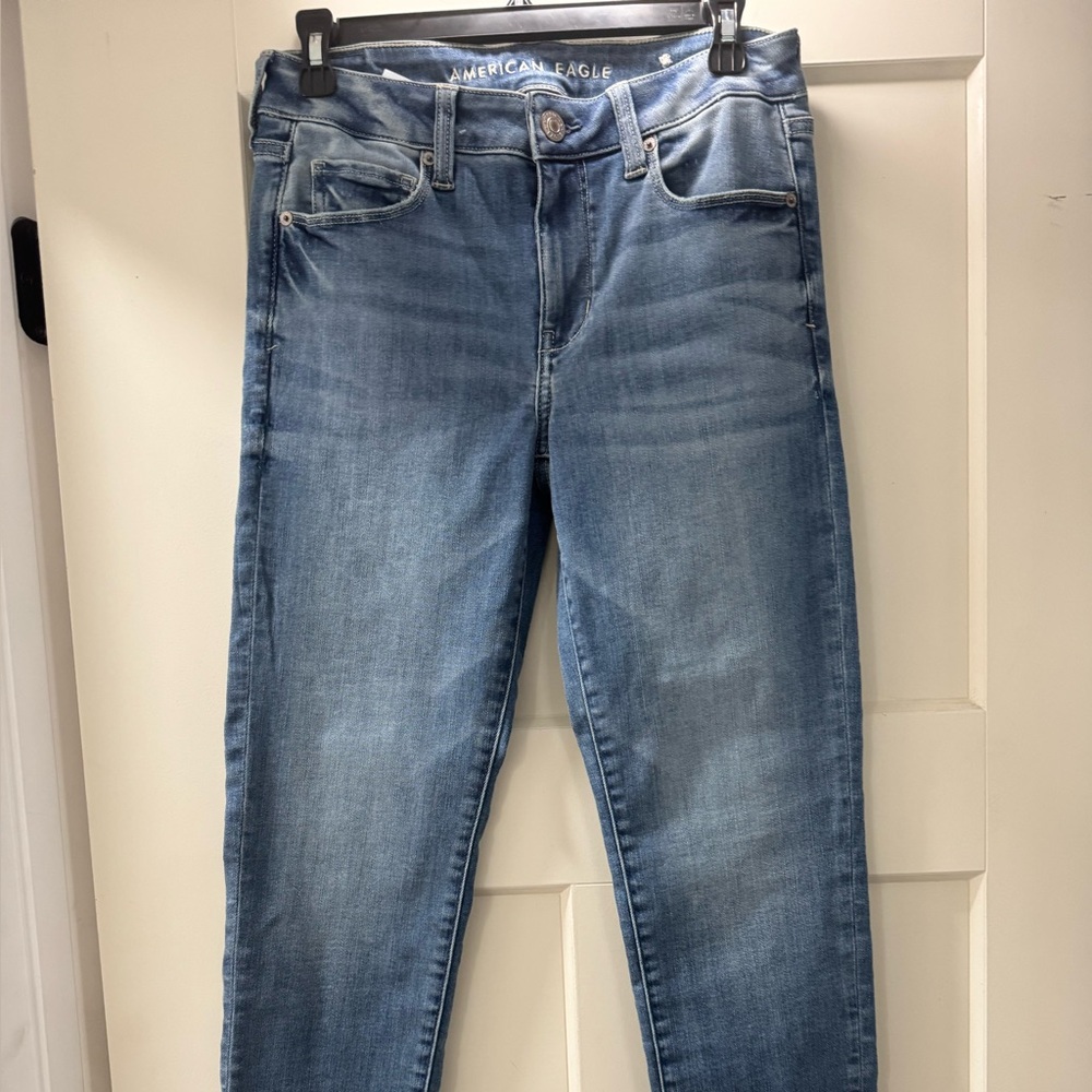 American Eagle Outfitters Light Blue Skinny Jeans